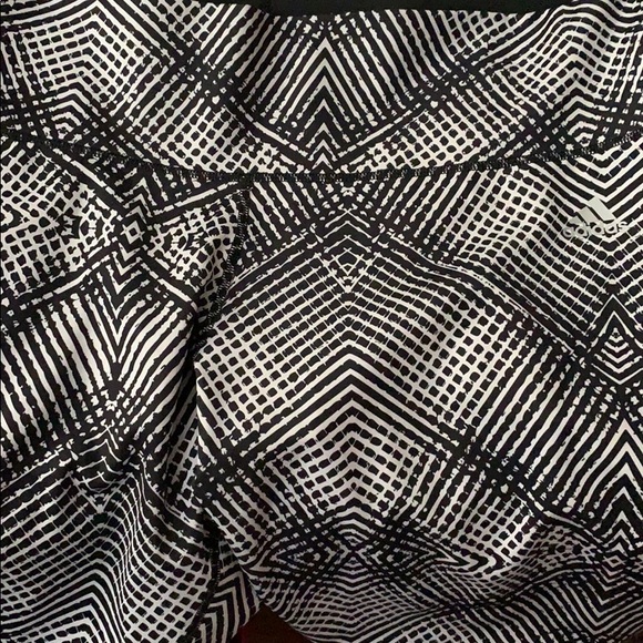 Adidas Capri legging - Picture 1 of 3